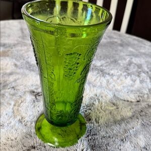 Vintage Indiana Glass Green‎ Glass Footed Vase Colony Harvest Pattern Tall
